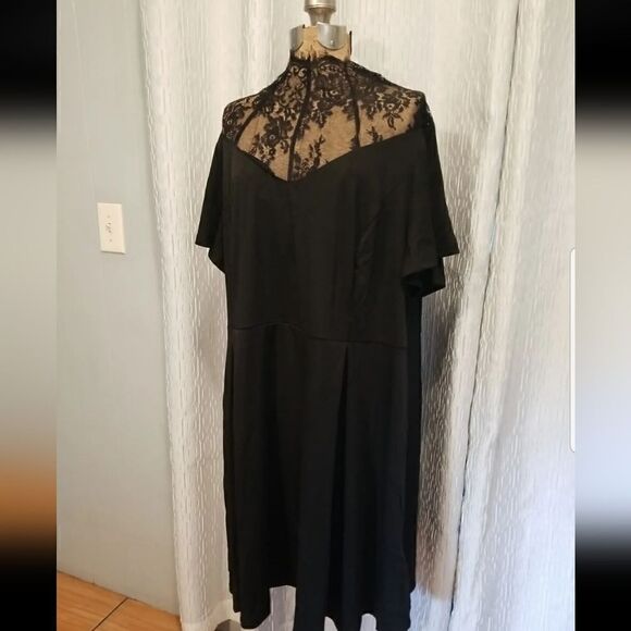 NWT Scarlet Darkness  Gothic Flutter Sleeve Lace Neck A-Line Dress Sz-22W - Picture 9 of 12